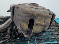 Zacisk przód prawy Audi A4 B7 1.9 tdi