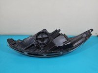 Reflektor prawy lampa przód Ford Fiesta Mk7 EUROPA