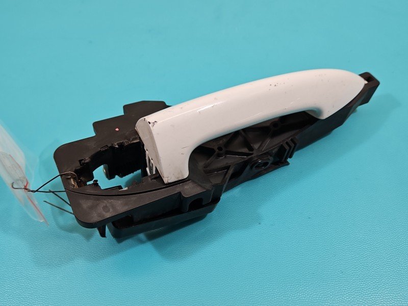 Klamka tył lewa zewnętrzna Kia Venga