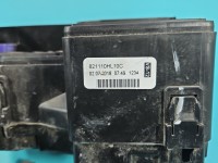 Skrzynka bezpieczników Toyota Aygo II 14-22 821110HL10C