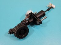 Pompka sprzęgłowa Opel Astra IV J 55561915 1.4 T