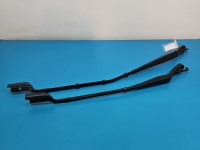 Ramie wycieraczki przód komplet lewe prawe Peugeot 3008 II 9810664980, 9810664880