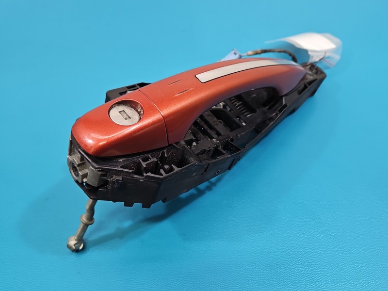 Klamka przód lewa zewnętrzna CITROEN DS4 15-20 9686433780