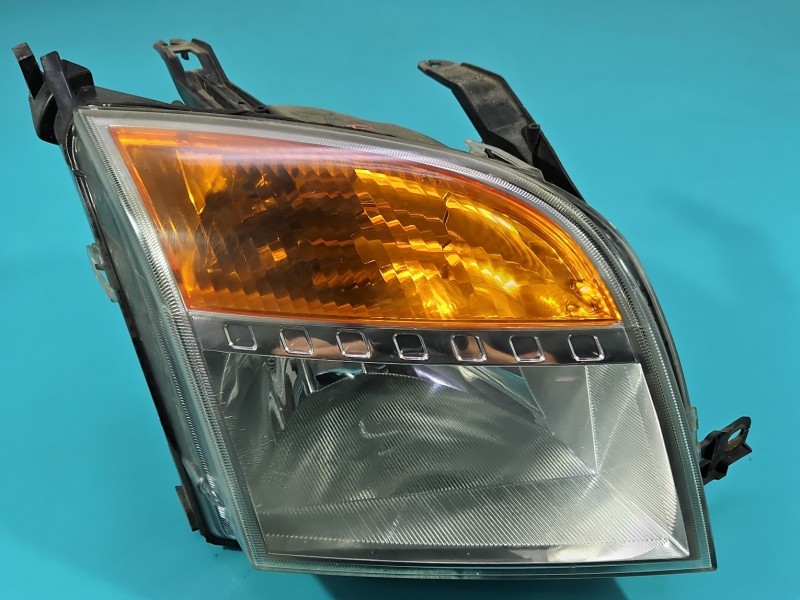Reflektor prawy lampa przód Ford Fusion EUROPA