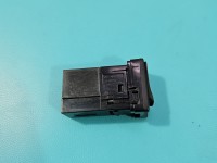 Gniazdo USB Toyota Auris II 86190-0D030