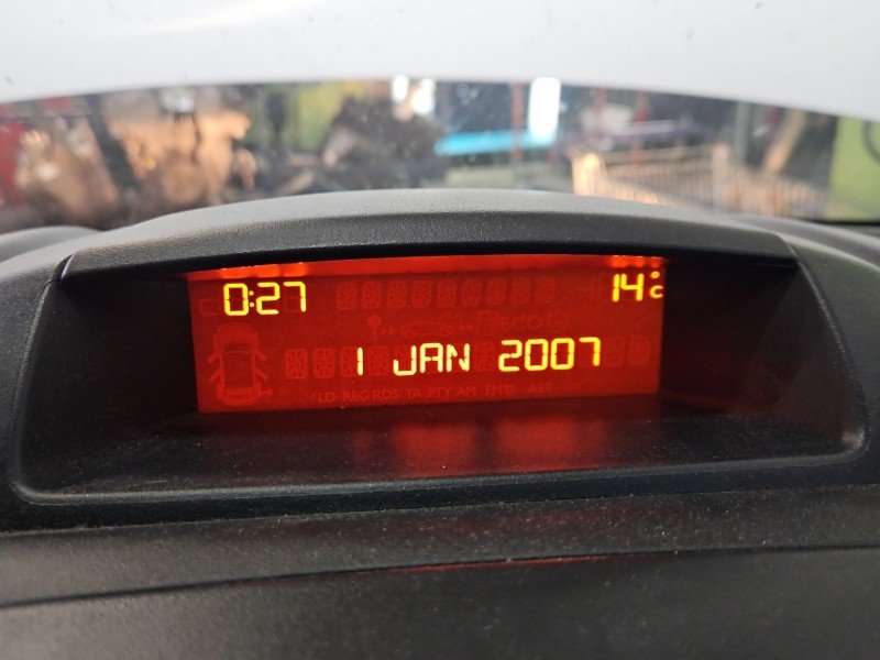 Wyświetlacz Peugeot Partner II 9807307080 monitor