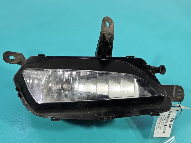 Halogen lewy Opel Astra V K