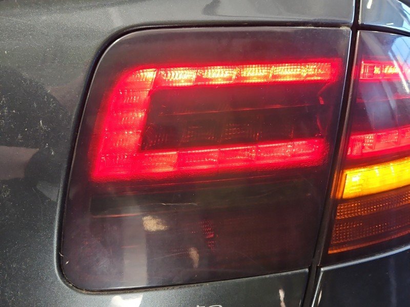 Lampa tył prawa Audi A8 D3 sedan