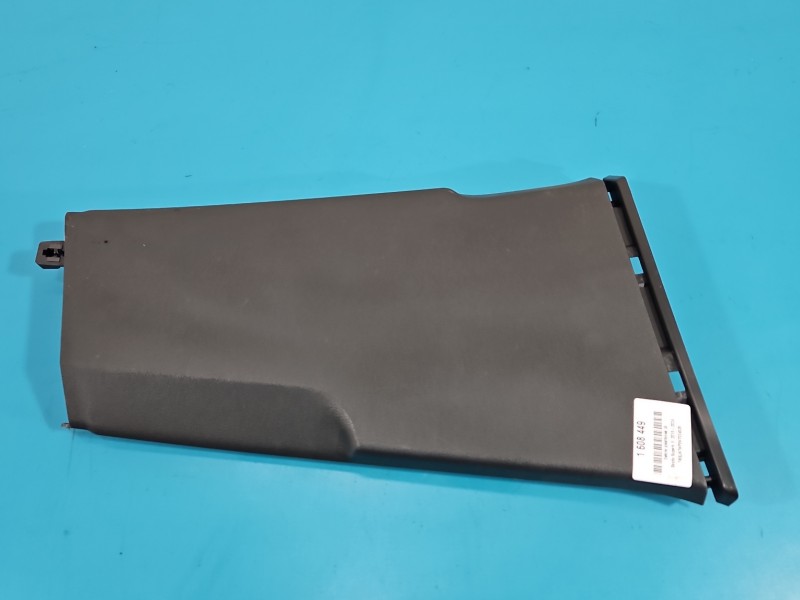 Osłona ZAŚLEPKA PLASTIK OSŁONA SŁUPKA PRAWA Skoda Superb III 3V0867282B