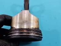 Tłok Suzuki Grand Vitara II 2.0 16V (J20a) 140KM