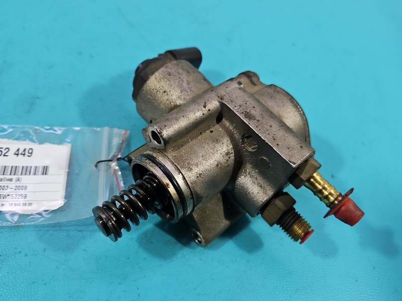 pompka Pompa paliwa Vw Golf V 1.4 FSI (BLN) 03C127025R Volkswagen, Benzyna, HITACHI 2PIN