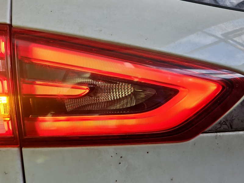 Lampa tył lewa Producent części: FORD, Z KLAPY 14-19, EM2B-13A603-BG Ford S-max II MK2 HB