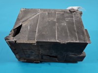 Obudowa akumulatora podstawa Peugeot Partner II 1.6 hdi 9663615380