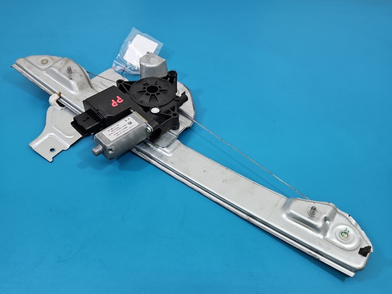 Podnośnik przód prawy SZYBY WINDA 9829511780, 9830478880 Citroen C3 III 16-24 Europejska, Popękany plastik prowadnicy szyby...