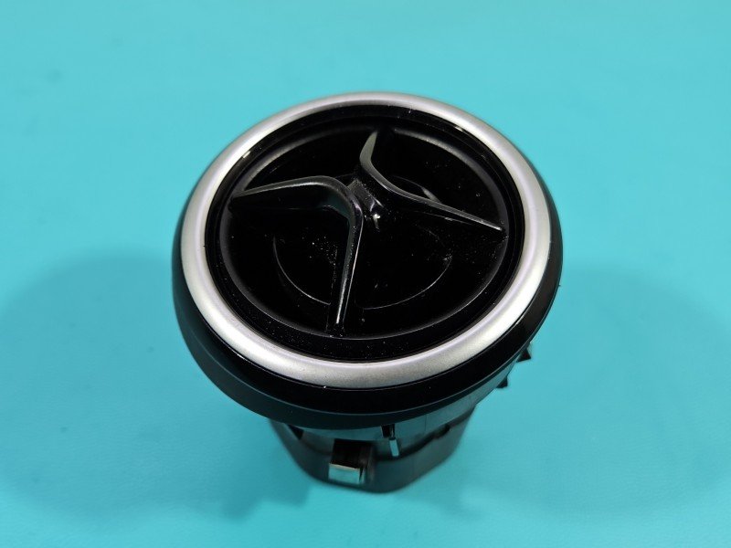 Kratka nawiewu środkowa Mercedes W246 A2468300054 Kratka nawiewu środkowa Mercedes W246 A2468300054