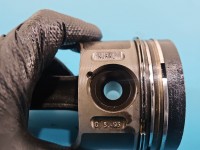 Tłok Mercedes W211 3.2 cdi (648961) 204KM