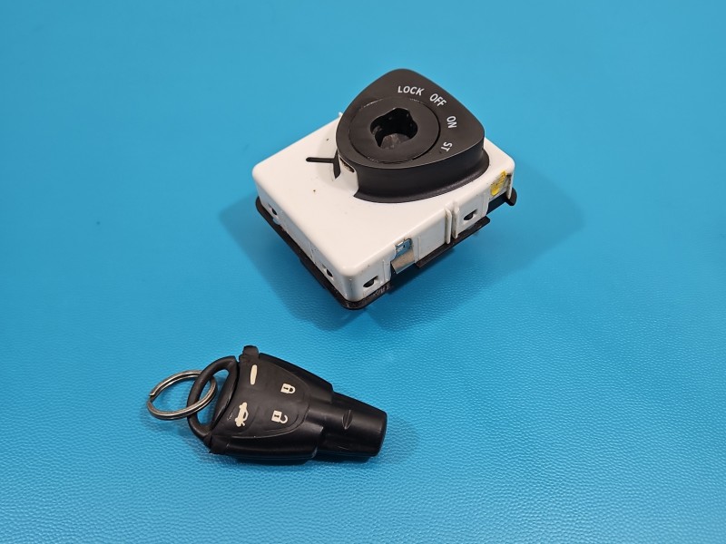 Stacyjka KLUCZYK WKŁADKA Saab 9-3 II