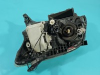 Reflektor prawy lampa przód Toyota Avensis II T25 EUROPA