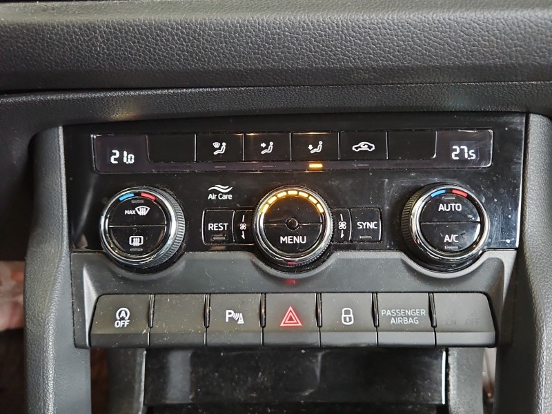 Konsola panel nawiewu Skoda Kodiaq I 565907044BF