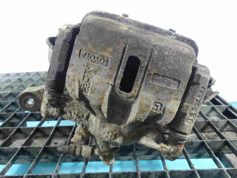 Zacisk przód lewy Toyota Corolla E10 1.4 16v