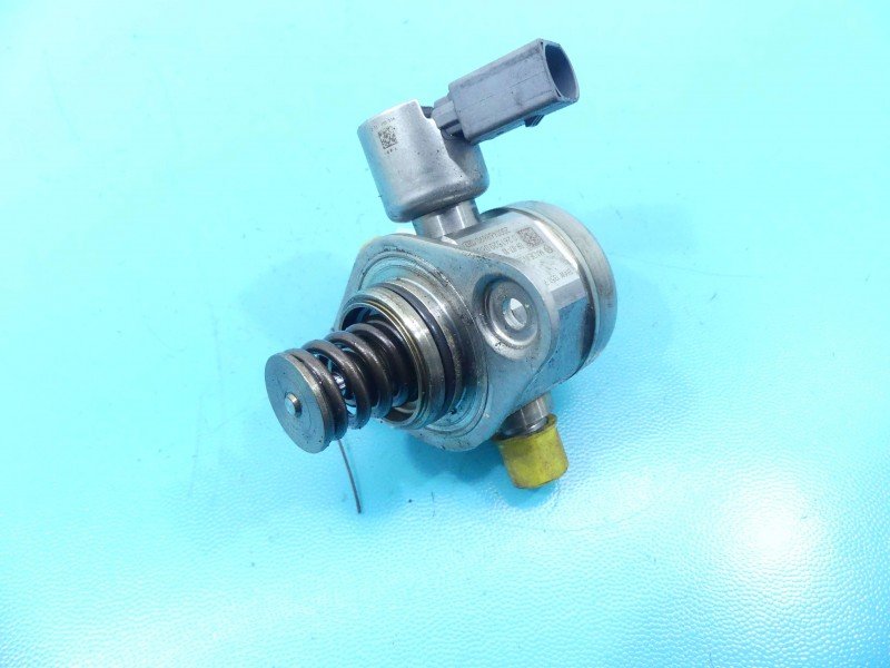 pompka Pompa paliwa BMW F01 4.4 V8 XDrive 7595339, 0261520068 Benzyna, Europejska, 2pin