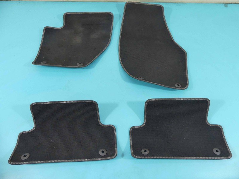 Dywaniki komplet Volvo V40 II 12-