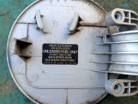 Klapka wlewu paliwa Kia Carens III 06-13 Producent części: KIA, Kod lakieru: srebrny 7S