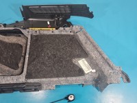 Tapicerka bagażnika prawa boczek Audi A4 B9 8W9863880H