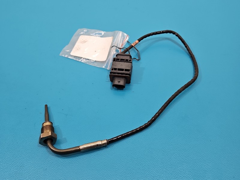 Czujnik temperatury spalin Skoda Octavia IV 05E919529E