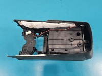 Podłokietnik TUNEL Hyundai Santa Fe III 12–18 84634-4Z101 EUROPA