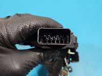 Zamek przód prawy Ford Galaxy Mk2 06-15 EUROPA Producent części: FORD, 6pin, 6M2A-R21812-AA