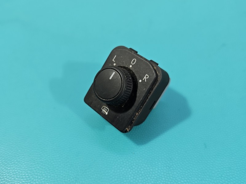 Przełącznik szyb Skoda Octavia IV Europejska, REGULACJI LUSTEREK EU 565959565