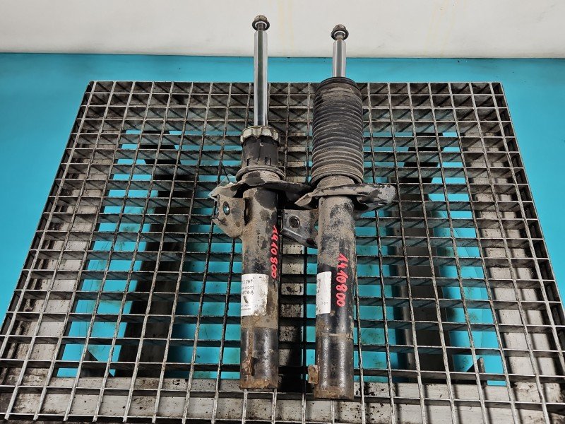 Amortyzator przód komplet lewy prawy Skoda Octavia II L+P