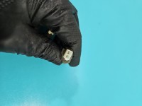 Przesłonka prawa INFINITI QX50 DASZEK osłona przeciwsłoneczna