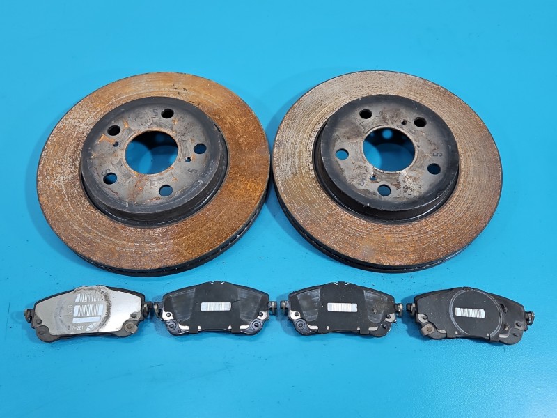 Tarcze hamulcowe przód klocki 282\25mm Toyota Corolla E21 19- 1.8 16V