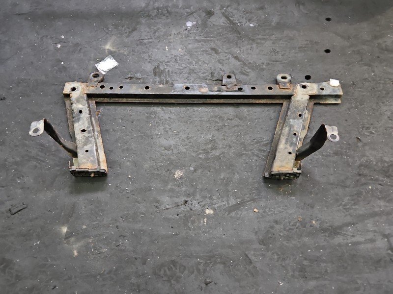 Sanki Belka silnika Renault Clio IV 12-20 0.9 Tce Sanki Belka silnika Renault Clio IV 12-20 0.9 Tce