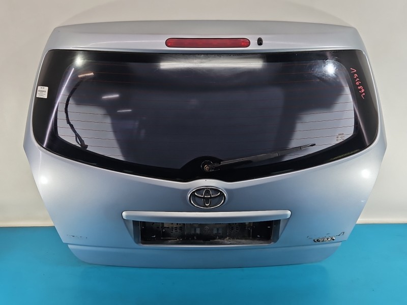 Klapa tył Toyota Corolla Verso II HB 5d 8S1