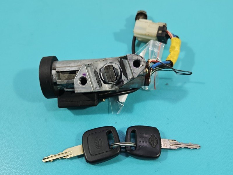 Stacyjka KLUCZYK WKŁADKA Nissan Almera N15