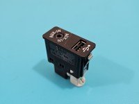 Gniazdo USB BMW X3 F25 84109237654