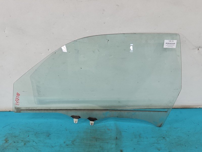 Szyba drzwi przód lewa Suzuki Grand Vitara II HB