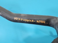 Rura przewód Producent części: FIAT, PRZEPUSTNICA -INTERCOOLER Fiat Freemont 68082103AC 2.0 JTD (939B5000)