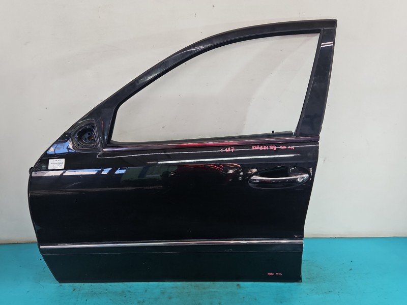 Drzwi przód lewe Mercedes W211 4d czarny C197 Drzwi przód lewe Mercedes W211 4d czarny C197