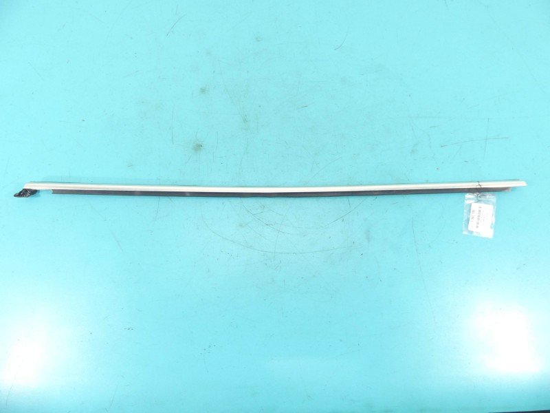 Listwa drzwi tył lewa Vw Passat B8 3G9839475 kombi