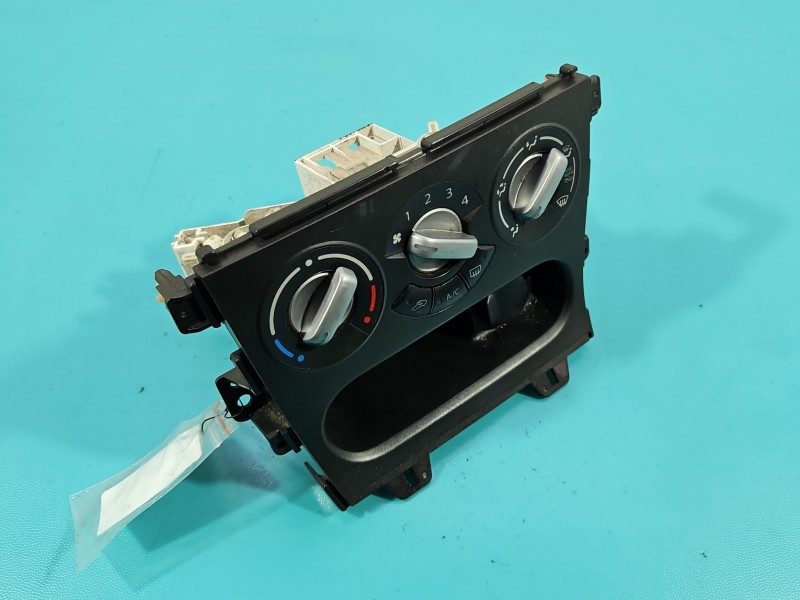 Konsola panel nawiewu Suzuki Splash