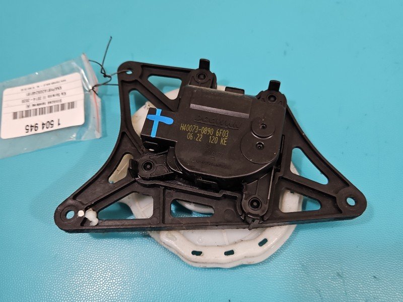 Silniczek nawiewu NAGRZEWNICY Kia Sorento III H40073-0890 EUROPA Silniczek nawiewu NAGRZEWNICY Kia Sorento III H40073-0890 EUROPA