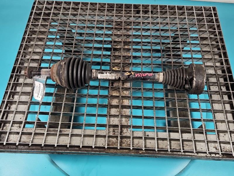 Półoś przód lewa Skoda Octavia III 1.6 tdi manual