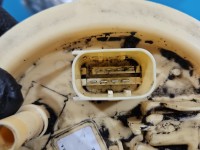 pompka Pompa paliwa BMW G30 2.0d 7476107 Producent części: BMW, 8pin