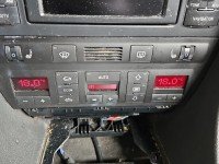 Konsola panel nawiewu Audi A6 C5 4B0820043AD