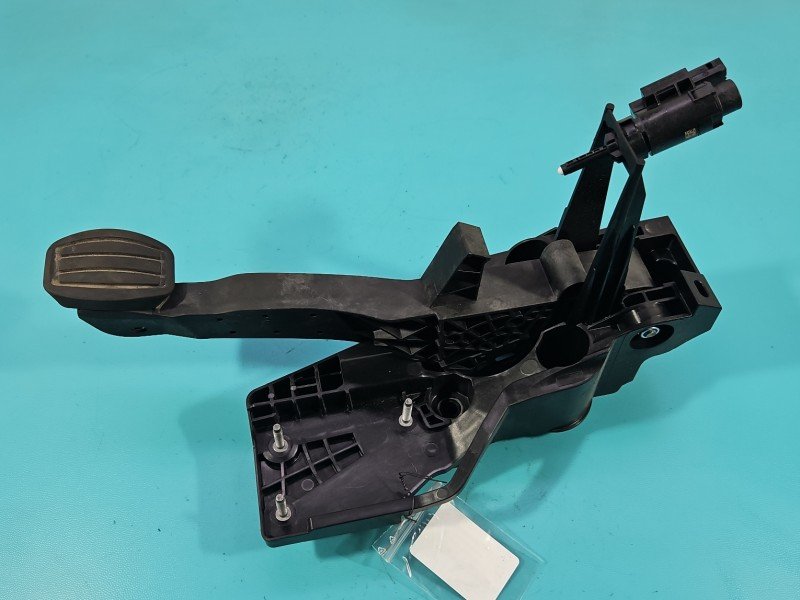 Pedał pedały Opel Astra VI L hamulca sprzęgła