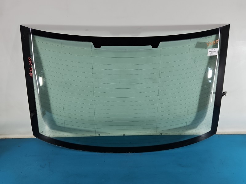 Szyba tylna KLAPY BAGAŻNIKA TYŁ Vw Passat B8 sedan